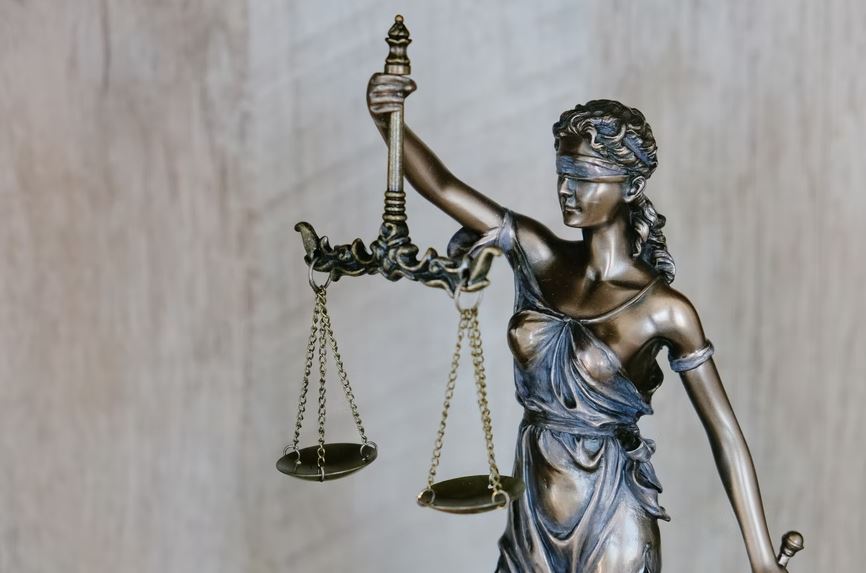 Philosophy of Law: An Overview - 1000-Word Philosophy: An 